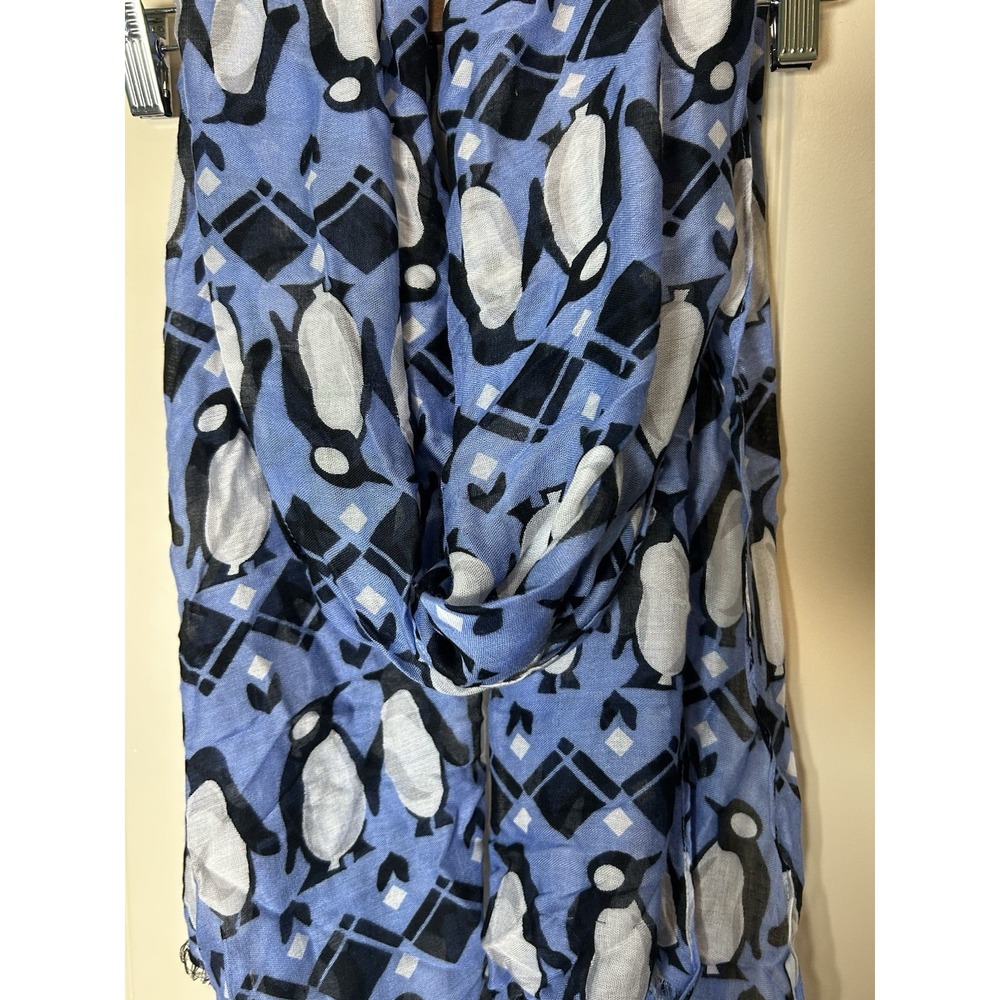 Vera Bradley "PENGUINS INTARSIA BLUE" Pattern Soft Fringe Scarf/Shawl Light- NWT
